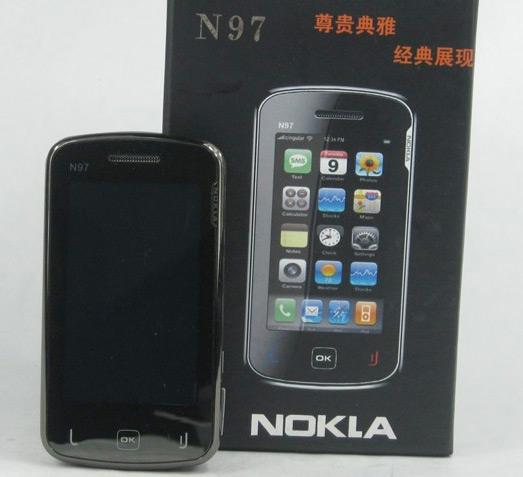 Um celular "Nokla N97": tão original quanto uma nota de 3 reais. | Crédito: Spazio Cellular. 