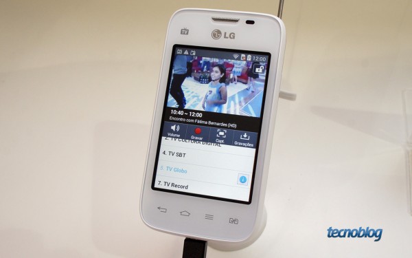 LG L35: smartphone básico com TV digital por 399 reais
