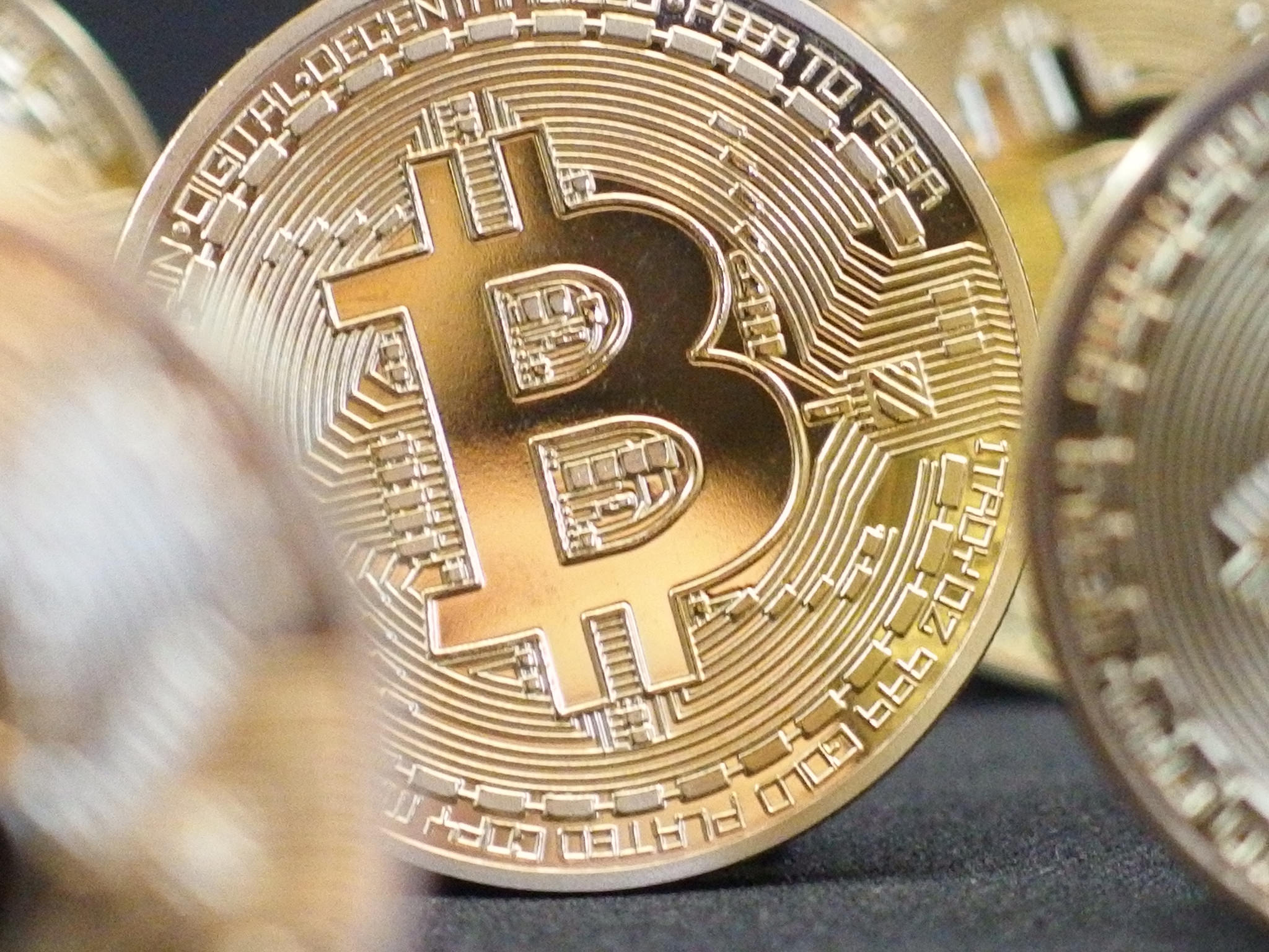 bitcoin risc de reglementare