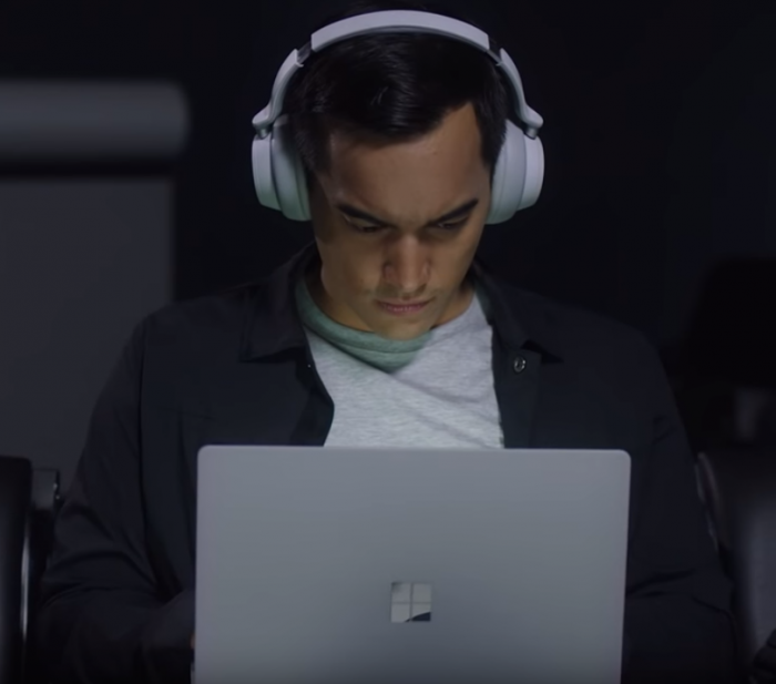 Surface Headphone es el auricular con cancelación de ruido de Microsoft 2