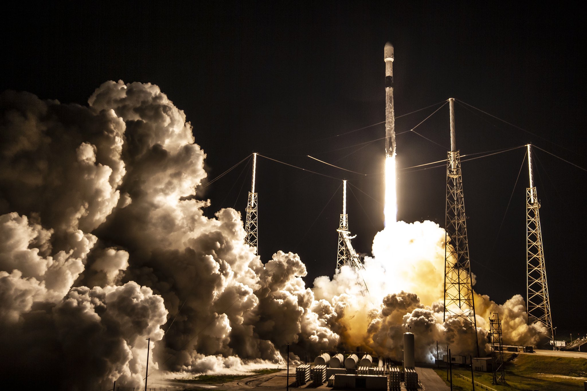 SpaceX se torna maior operadora de satélites do mundo