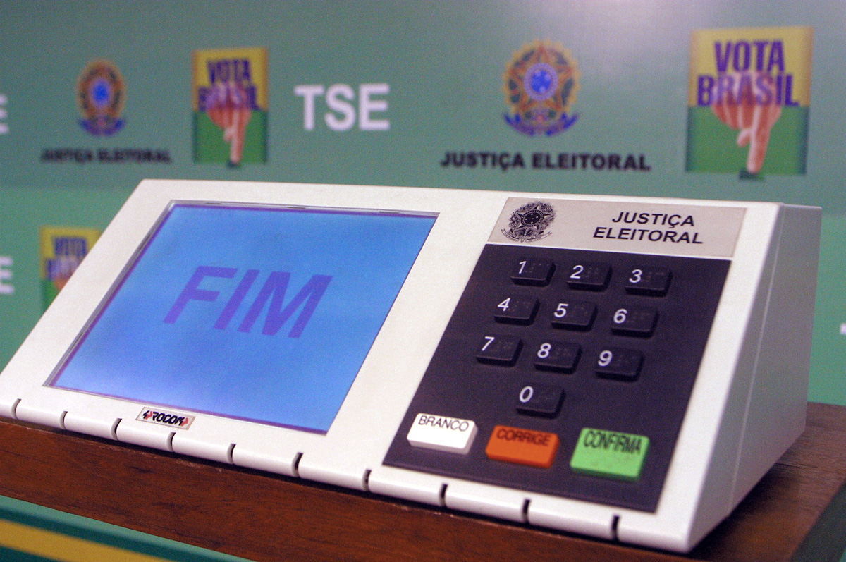 TSE antecipa abertura de código-fonte da urna eletrônica para fiscalização | Brasil