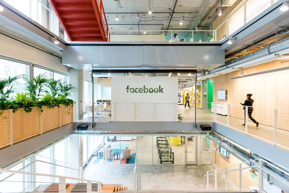 Facebook opens internship vacancies to work in US and UK | Business