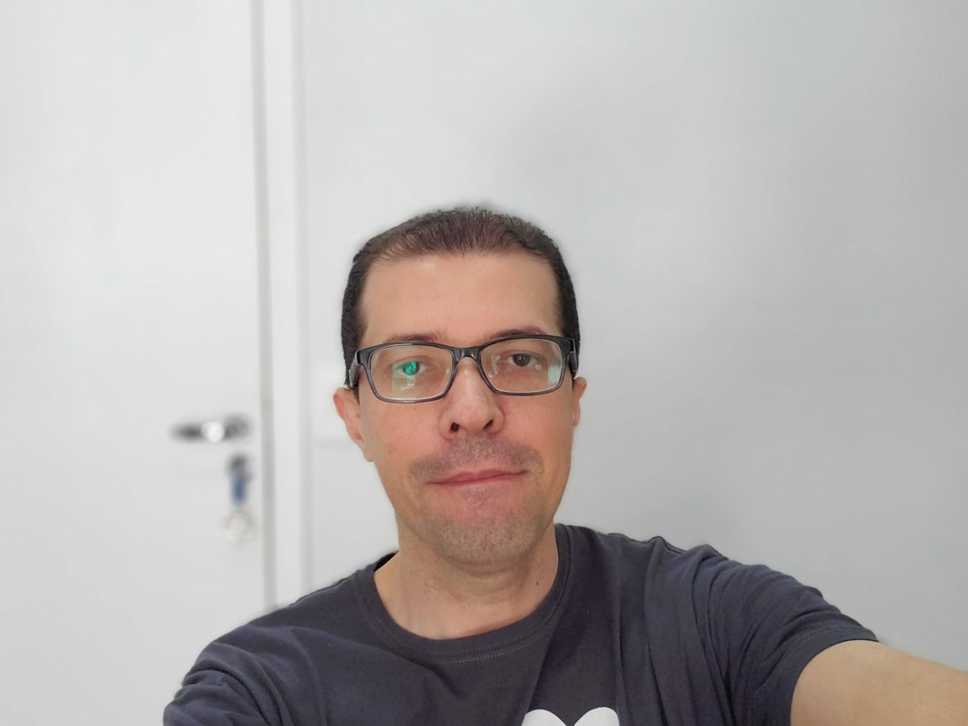 Selfie registrada com o Samsung Galaxy Z Flip