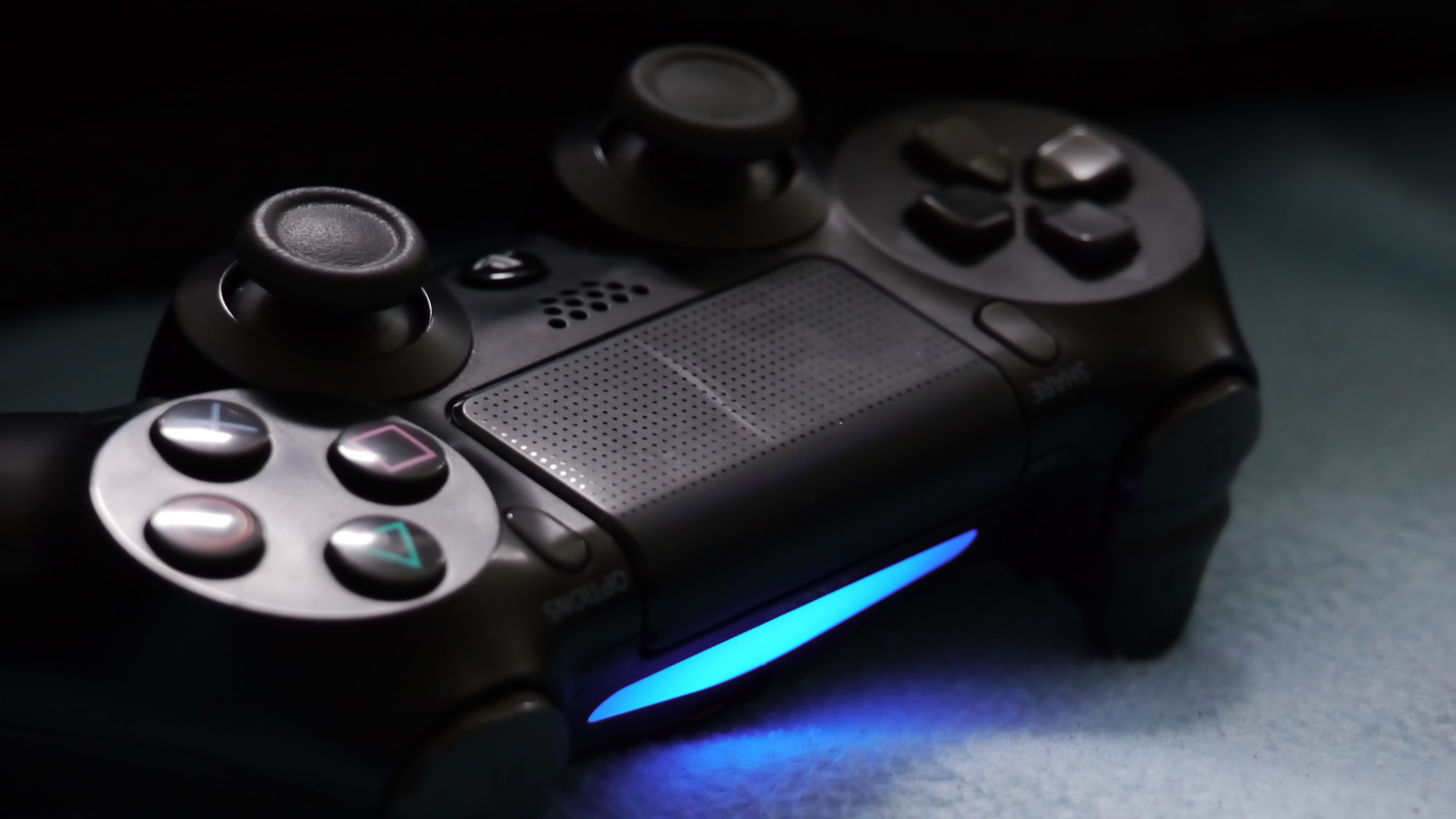 Sony precisa atualizar PS4 para resolver problema da bateria interna | Jogos