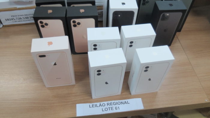 Enquanto isso, este lote com iPhone 11 e 11 Pro Max custa a partir de R$ 22.500 (Imagem: Divulgação/Receita Federal)