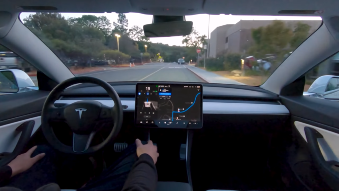 Tesla em modo Full Self-Driving (Imagem: divulgação/Tesla)