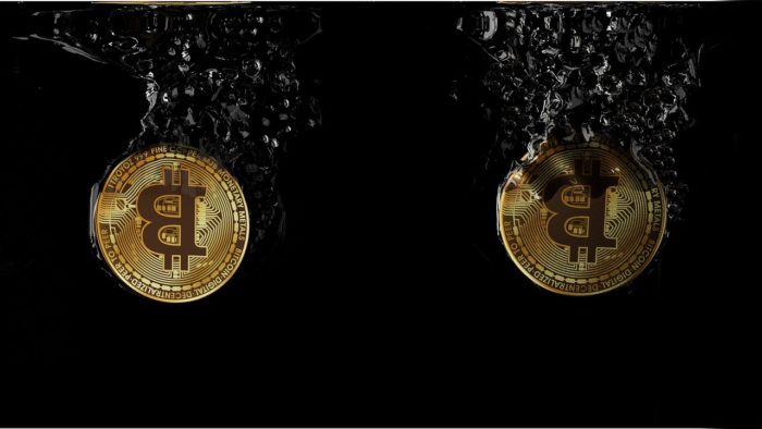 Could Bitcoin be a speculative bubble? (Image: Hawksky / Pixabay)