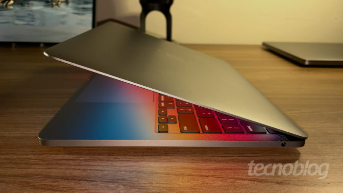 MacBook Pro (2020) con Apple M1 (Imagen: Paulo Higa/Tecnoblog)