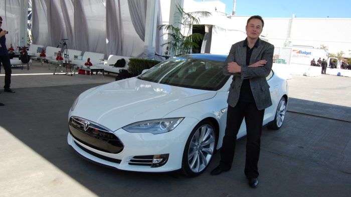 Elon Musk na fábrica da Tesla em Fremont, Califórnia (Imagem: Maurizio Pesce/Flickr)