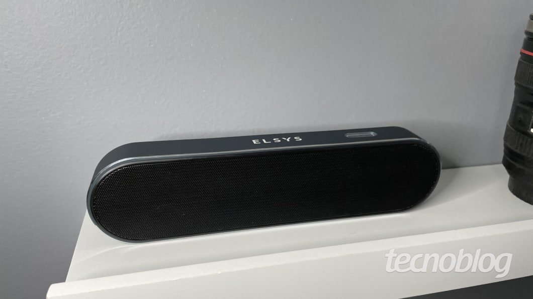 Bluetooth speaker Elsys Ambience (Image: Darlan Helder / Tecnoblog)