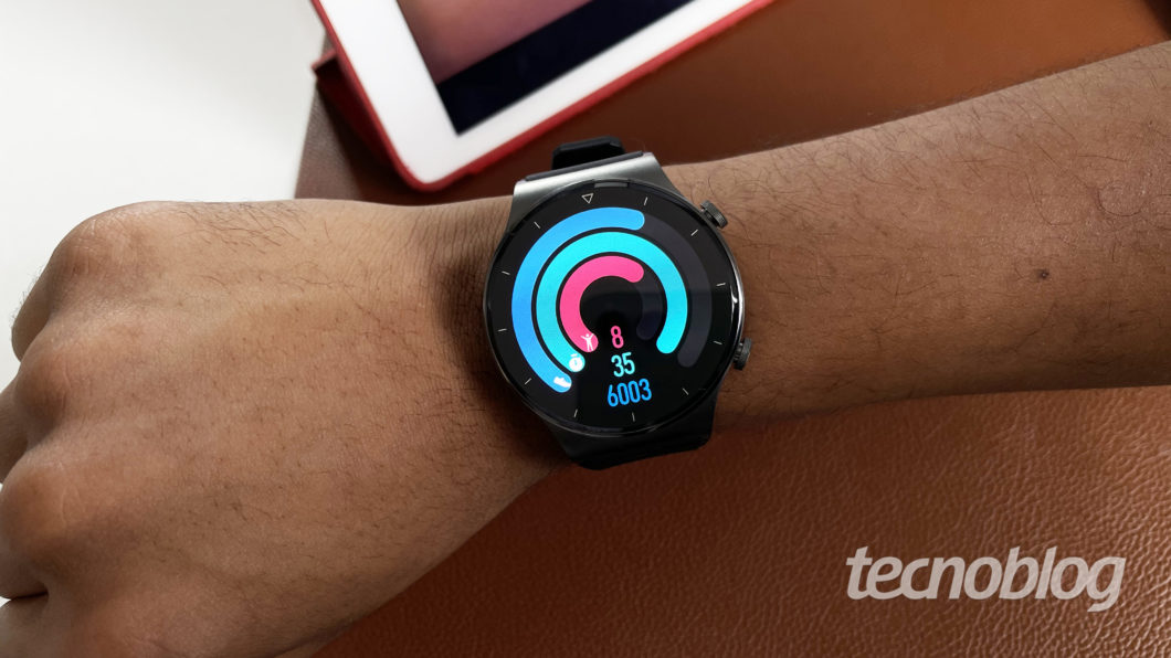 Huawei Watch GT 2 Pro (Image: Darlan Helder / Tecnoblog)