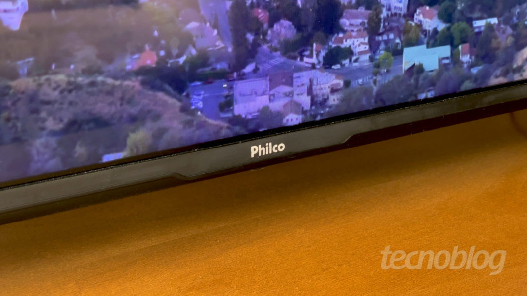 4K TV Philco PTV50RCG70BL with Roku TV (Image: Paulo Higa / Tecnoblog)