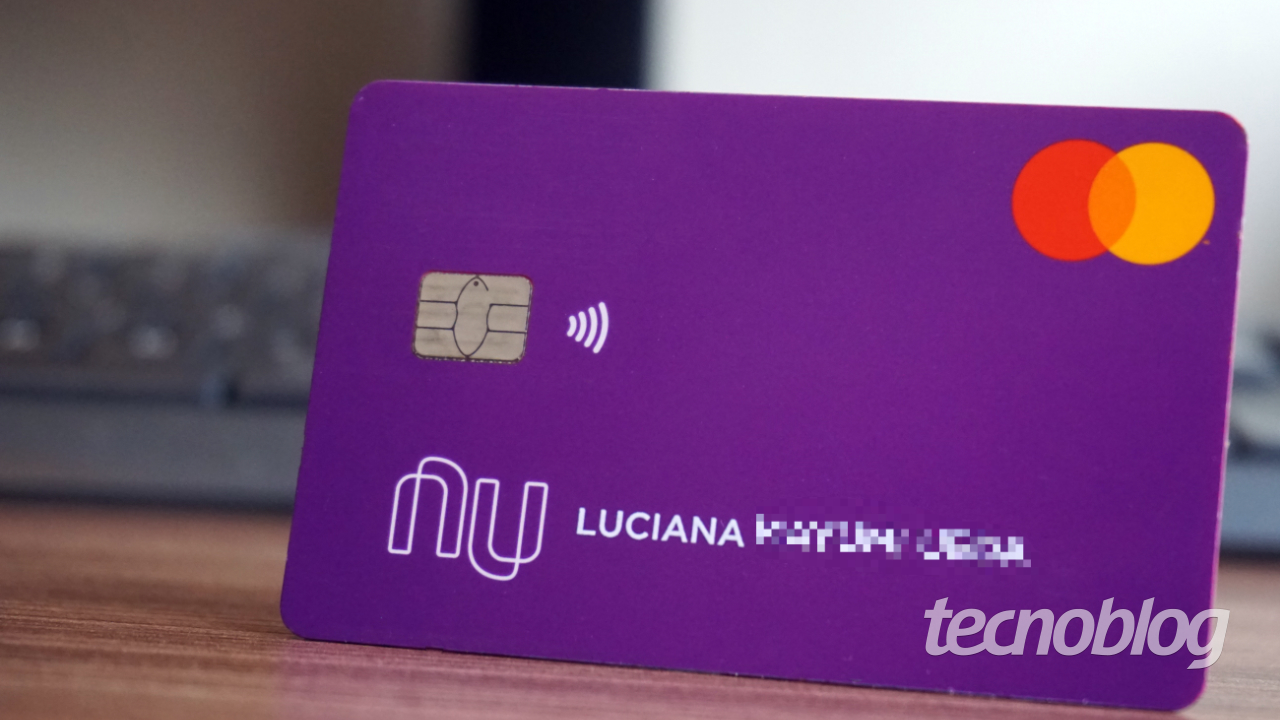 Nubank adia evento; fintech deve lançar cartão de metal com cashback | Finanças