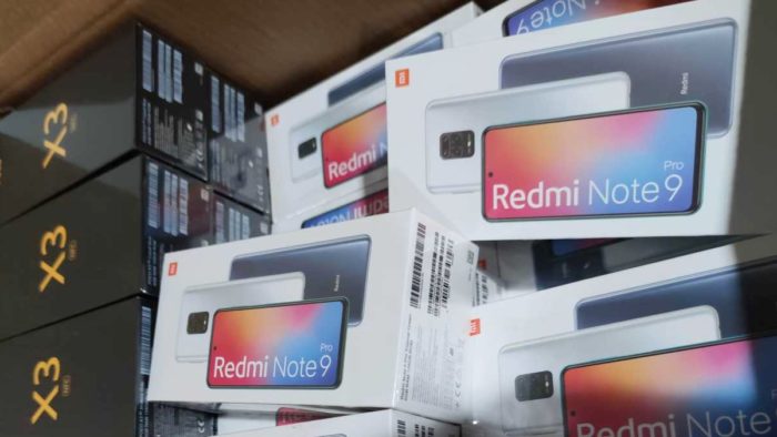 Redmi Note 9 e Poco X3 da Xiaomi (Imagem: Divulgação / RFB)