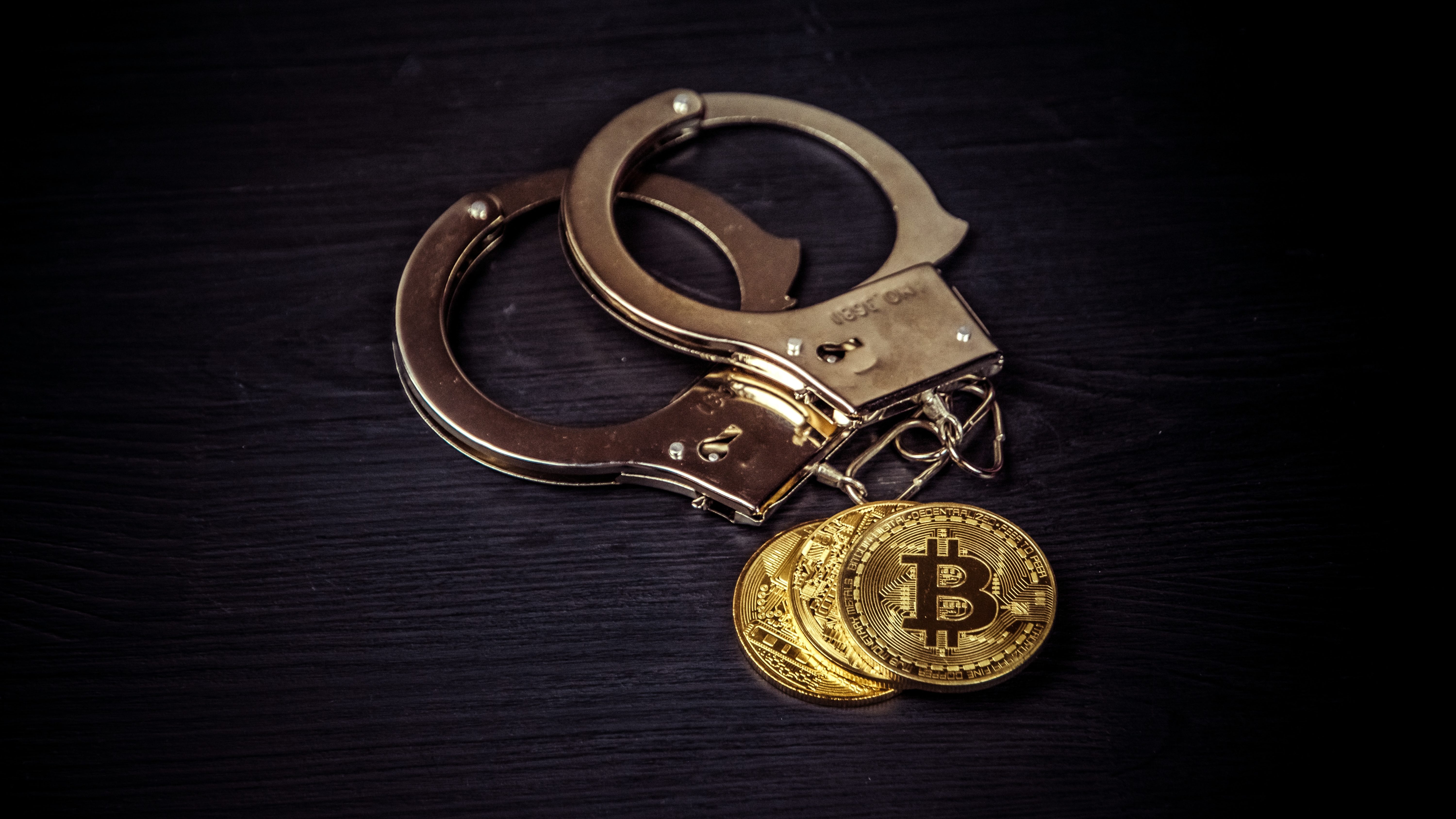 Dono de empresa de bitcoin é preso no RJ acusado de operar pirâmide | Finanças