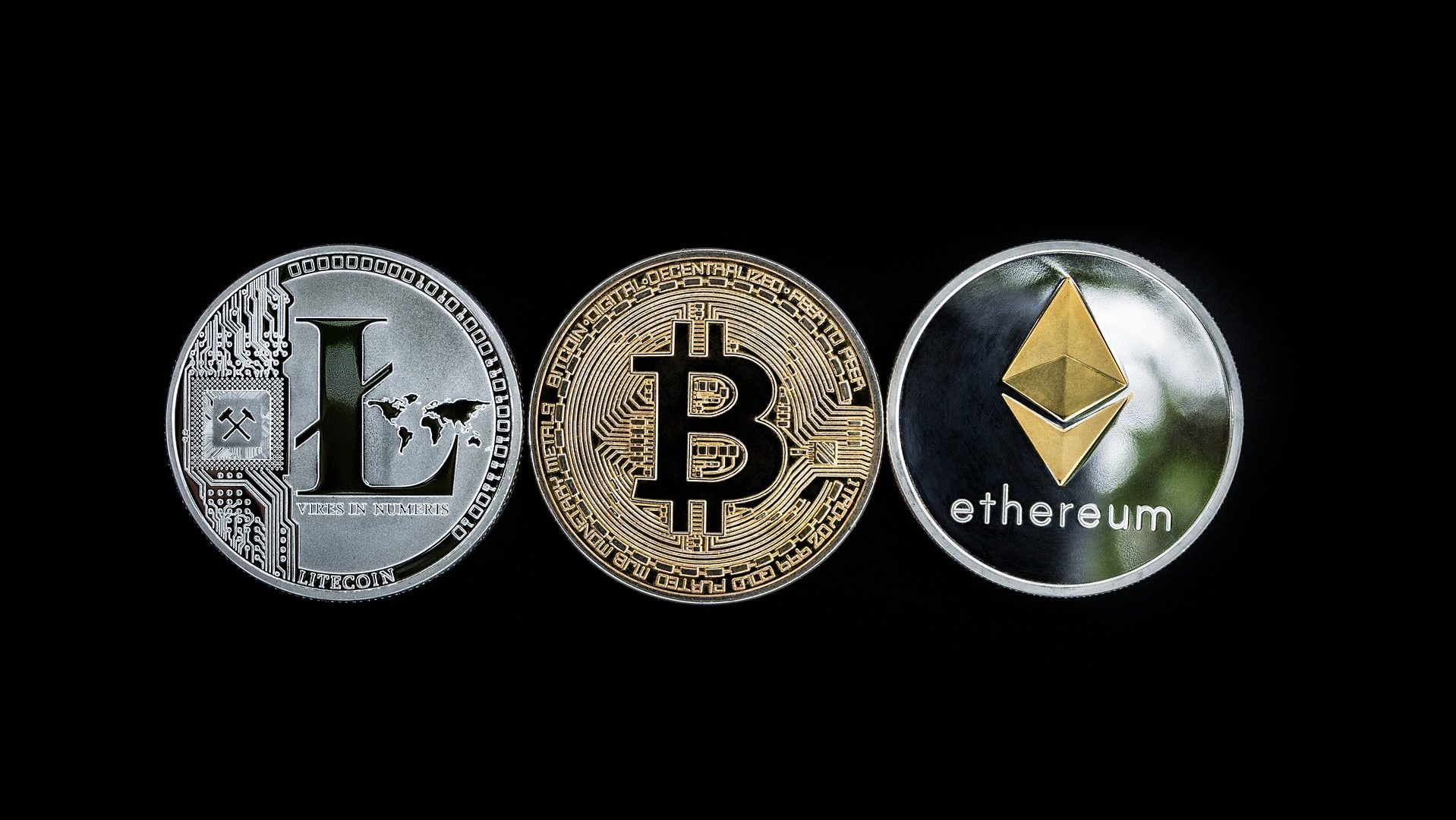 Com alta do bitcoin, mercado de criptomoedas retoma US$ 2 trilhões | Finanças