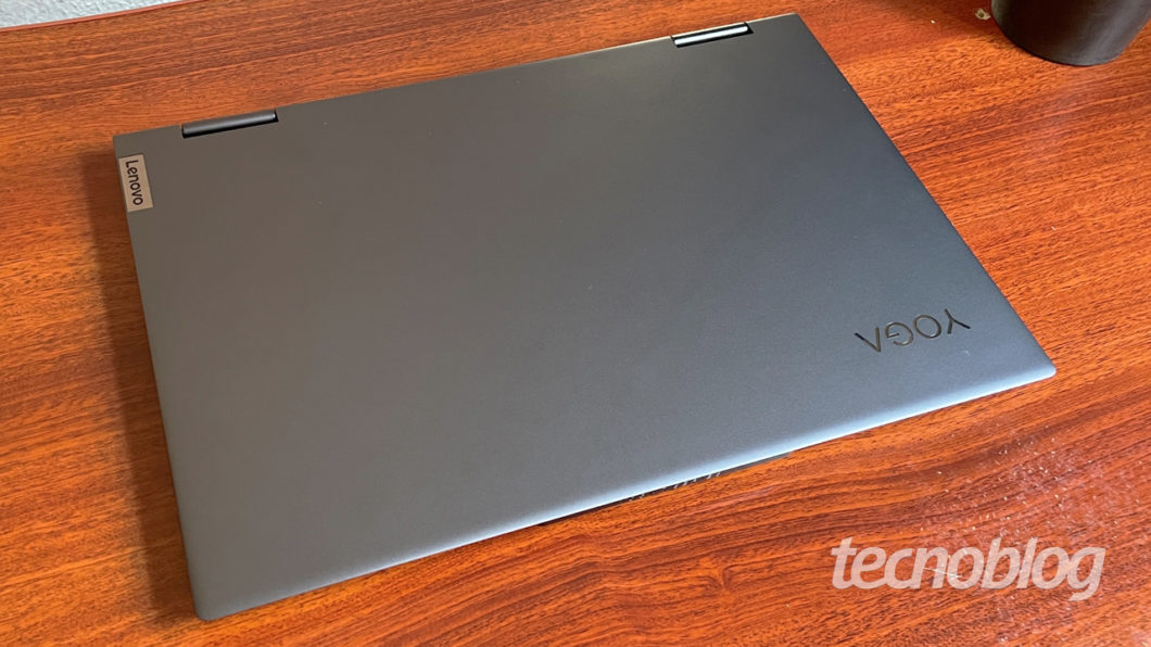 Lenovo Yoga 7i (imagem: Emerson Alecrim/Tecnoblog)