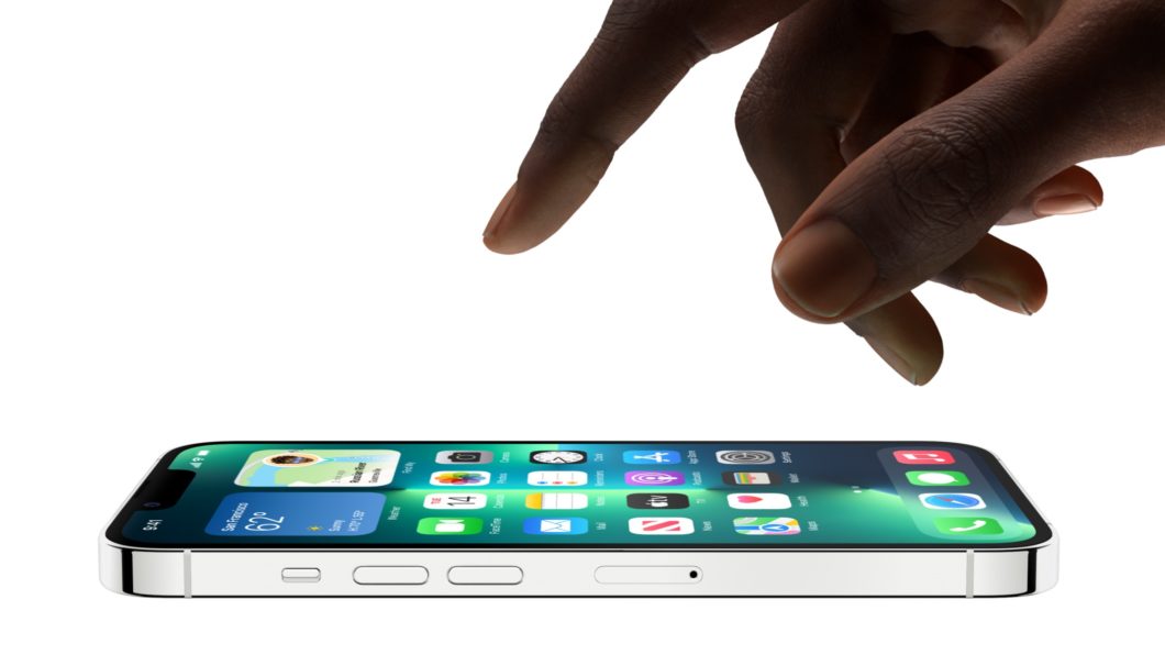 iPhone 13 Pro e Pro Max têm tela ProMotion de até 120 Hz (Imagem: Divulgação / Apple)