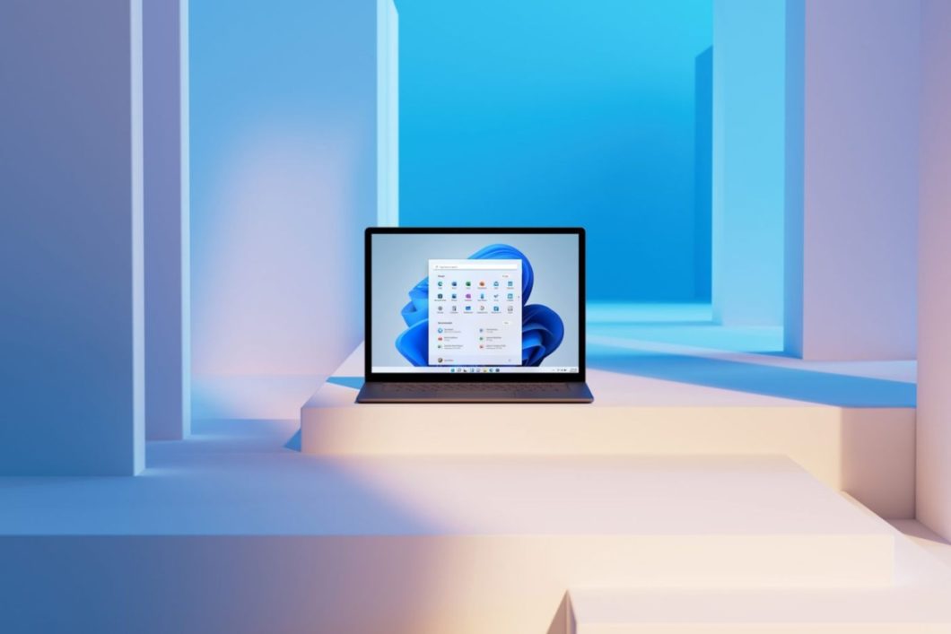 Notebook com Windows 11 (Imagem: Divulgação/Microsoft)